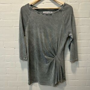 M Rena Gray Asymmetrical Lagenlook Pleated Side Drape Tunic Top Size Small